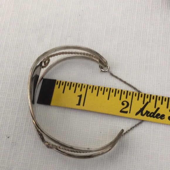 Silver and Blue Inlay Bracelet - Picture 5 of 5